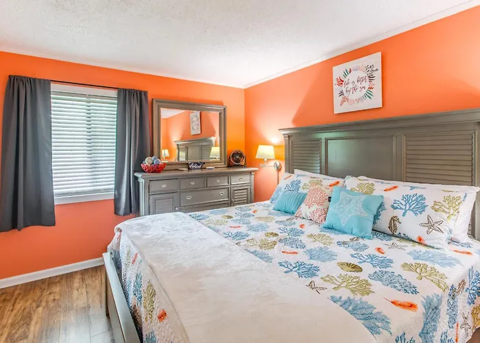Walk To Beach & Barefoot Landing: Resort Condo!